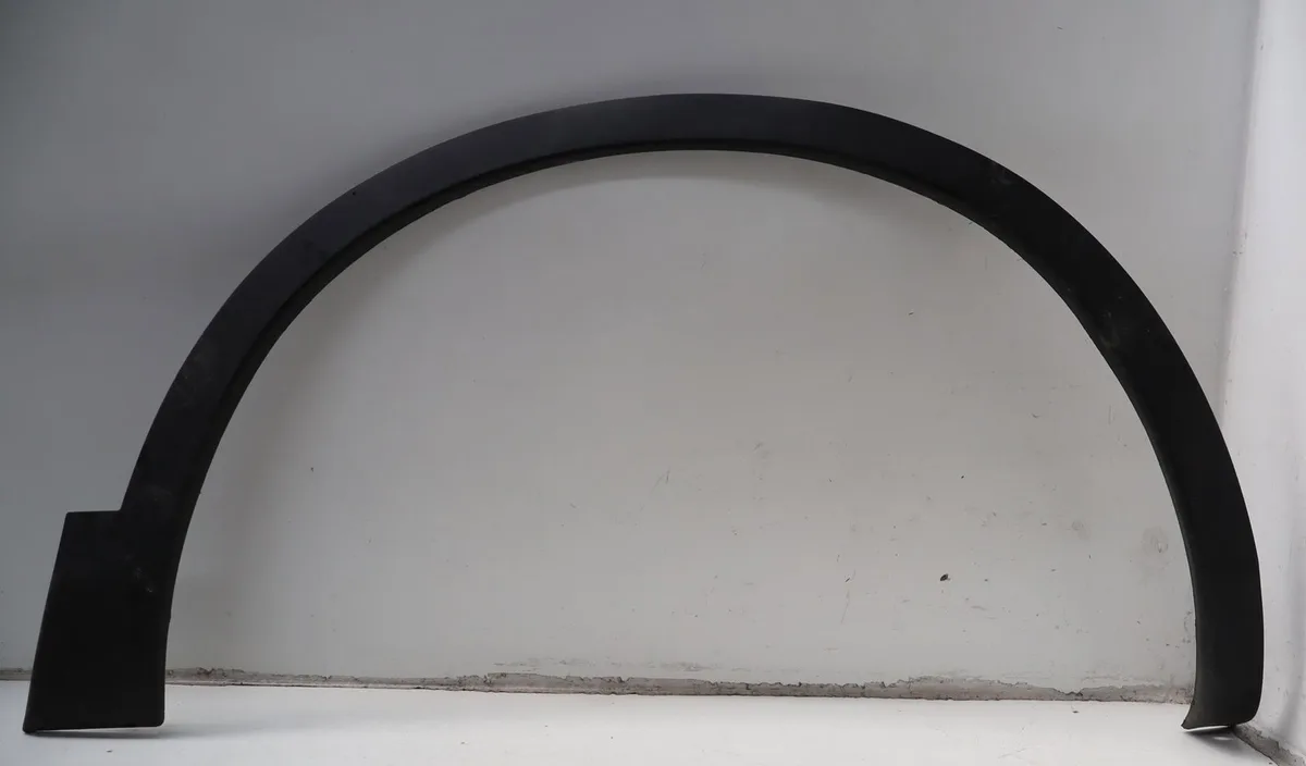 Elargisseur aile avd Nissan QASHQAI - QASHQAI 2 I (J10, NJ10, JJ10E) 2.0 dci traction intégrale (2007-2013) 5 portes occ