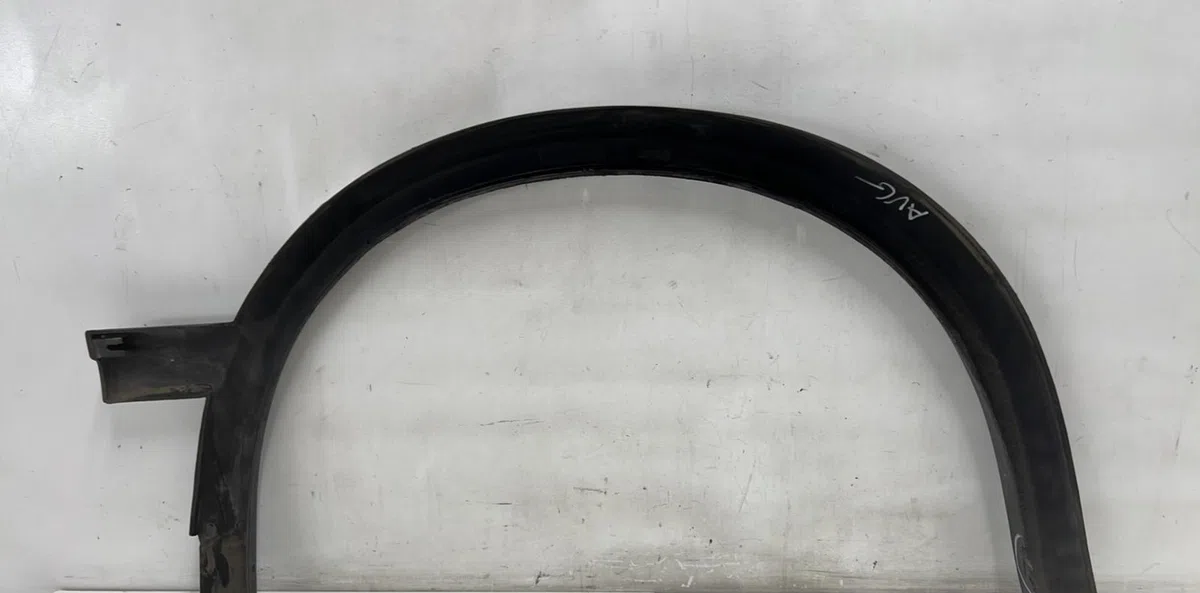 Elargisseur aile avg VOLKSWAGEN GOLF 2 occasion