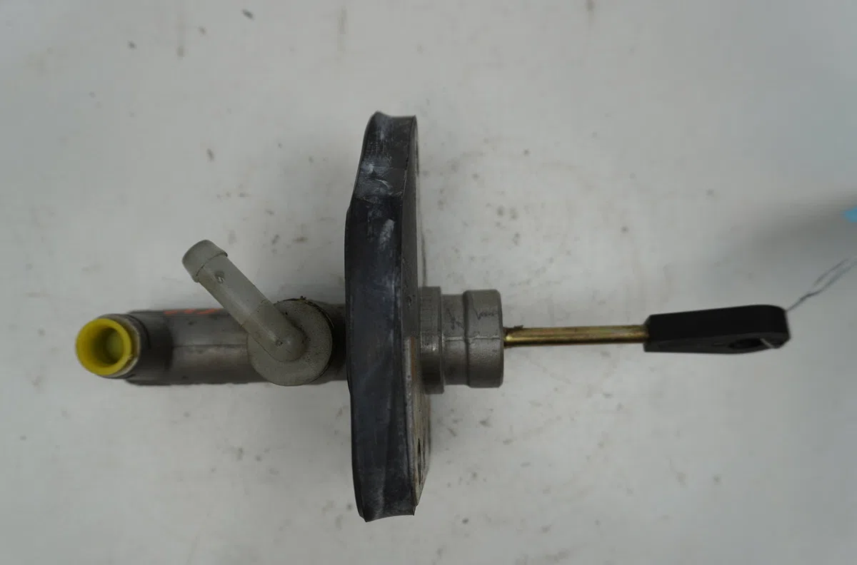 Emetteur embrayage Hyundai TUCSON (JM) 2.0 crdi traction intégrale (2004-2010) occasion