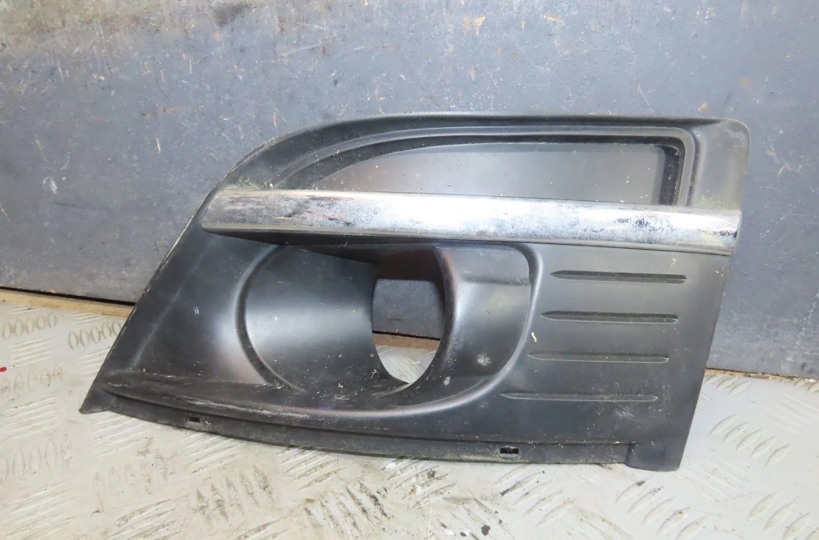 Enjoliveur g pare-choc av Citroen C4 PICASSO I Monospace (UD_) 2.0 hdi 138 (2006-2013) 5 portes occasion