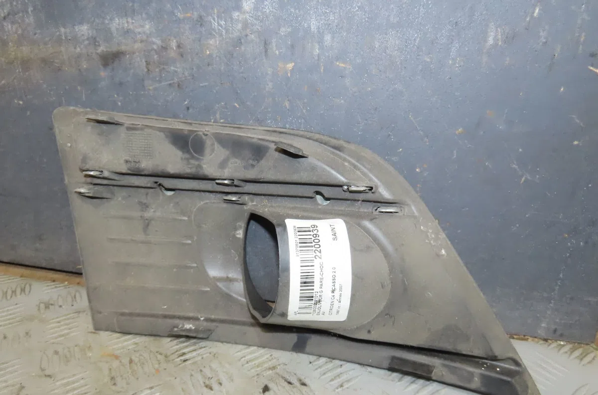 Enjoliveur g pare-choc av Citroen C4 PICASSO I Monospace (UD_) 2.0 hdi 138 (2006-2013) 5 portes occasion