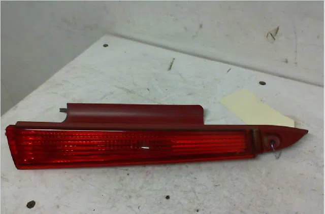 Enjoliveur inf feu ar d CITROEN C4 I Phase 1 11-2004--07-2008 1.6 HDI 92ch occasion