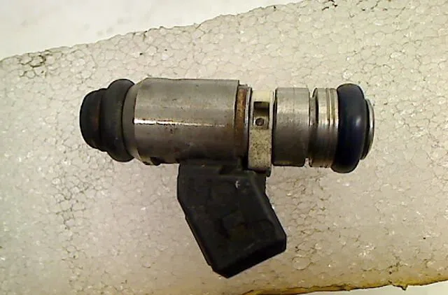 Ensemble injecteurs Fiat PUNTO (188_) 1.2 60 (188.030, .050, .130, .150, .230, .250) (1999-2010) occasion