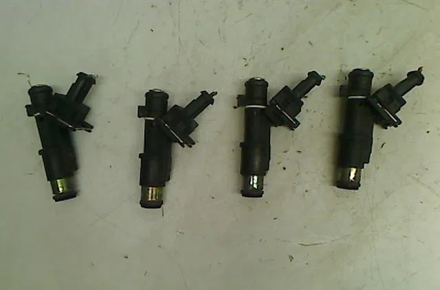 Ensemble injecteurs PEUGEOT 206 2002 occasion