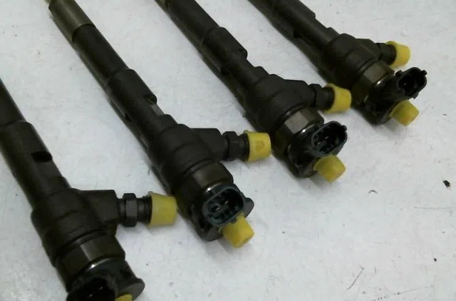 Ensemble injecteurs Renault KANGOO Express (FW0-1_) 1.5 dci 90 (fw0g, fw05, fw08, fw11) (2009) 4 portes occasion