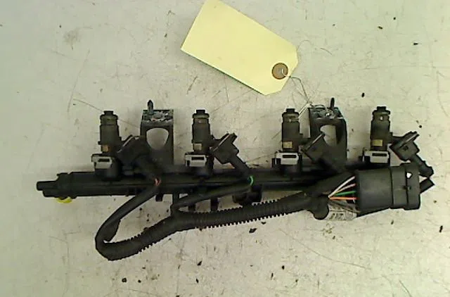 Ensemble injecteurs Renault MODUS - GRAND MODUS (F-JP0_) 1.2 16v (jp0w) (2007) occasion