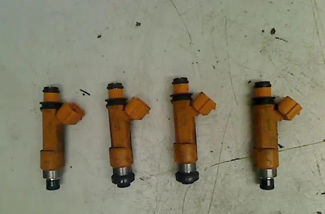 Ensemble injecteurs Suzuki SWIFT III (MZ, EZ) 1.3 (rs 413) (2005) occasion