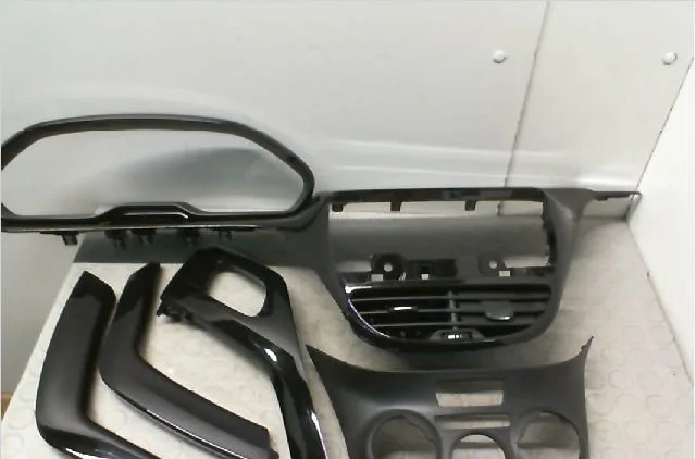 Entourage compteur PEUGEOT 208 208 Phase 1 2012-03-01--2015-09-30 1.2 VTI 82ch occasion