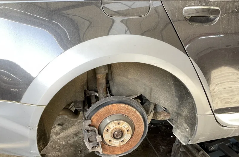 Extension d'aile arriere droit pour AUDI A6 3 ALLROAD PHASE 1 BREAK