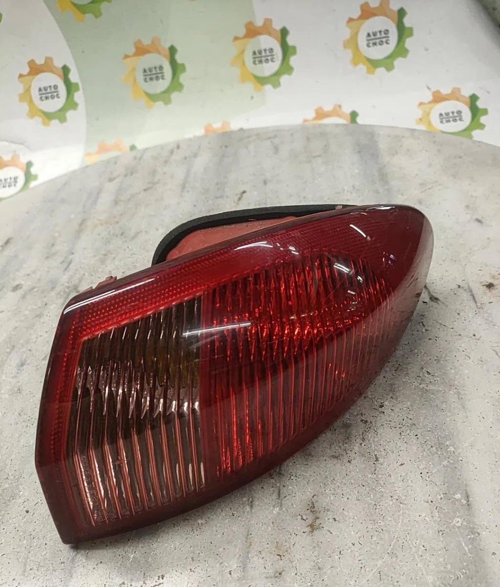 Feu arrière droit ALFA ROMEO 147 PHASE 2 occasion
