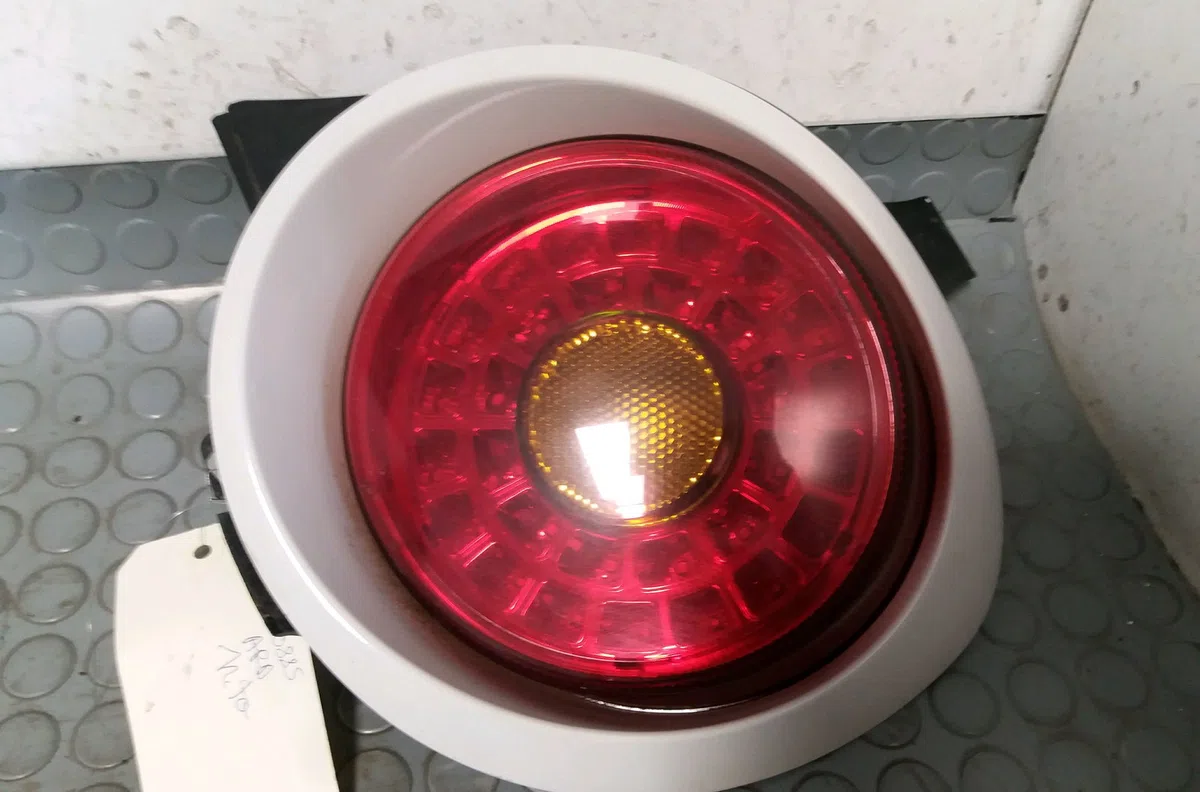 Feu arrière droit Alfa romeo MITO (955_) 1.6 jtdm (955axc1b) (2008-2015) occasion