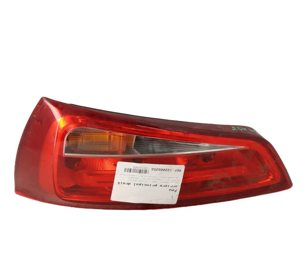 Feu arrière droit Audi A1 (8X1, 8XK) 1.6 tdi (2011-2015) occasion