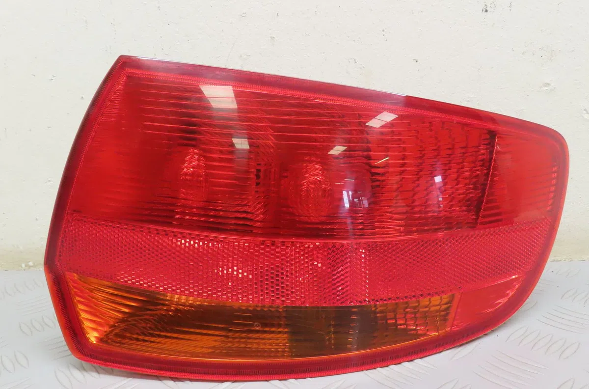 Feu arrière droit Audi A3 Sportback (8PA) 1.9 tdi (2004-2010) occasion