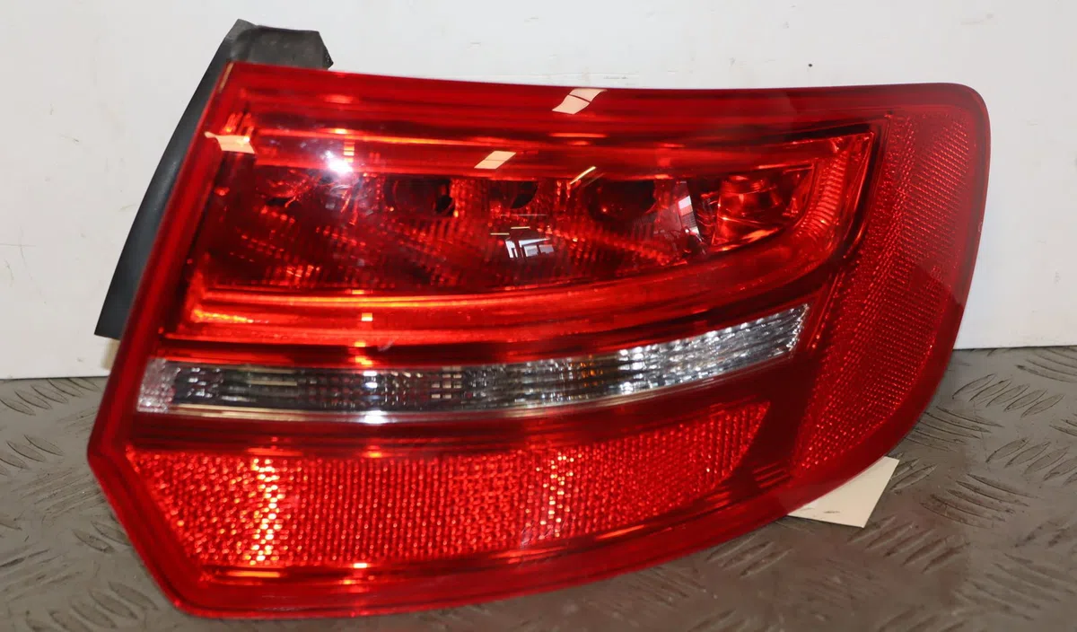 Feu arrière droit Audi A3 Sportback (8PA) 2.0 tdi quattro (2006-2013) occasion