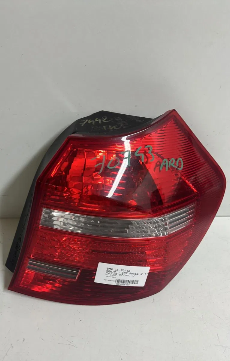Feu arrière droit Bmw 1 (E87) 118 d (2004-2007) 5 portes occasion