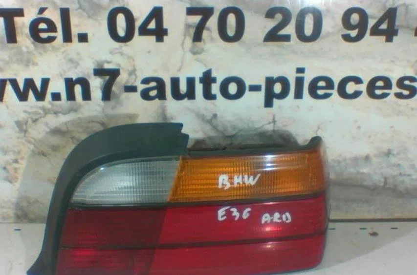 Feu arrière droit BMW SERIE 3 E36 occasion