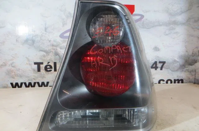 Feu arrière droit BMW SERIE 3 E46 COUPE PHASE 2 occasion