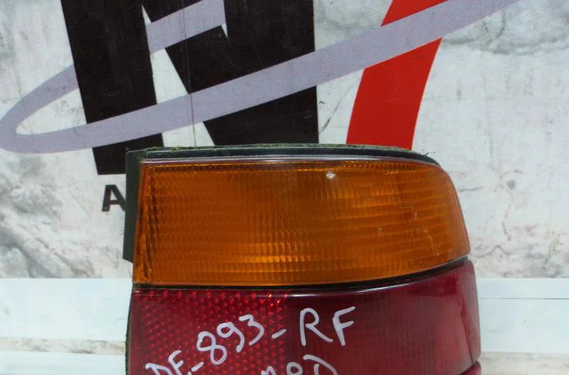 Feu arrière droit BMW SERIE 5 E34 occasion