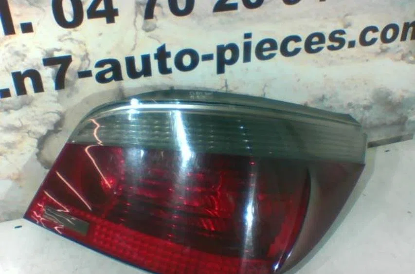 Feu arrière droit BMW SERIE 5 E60 PHASE 1 occasion
