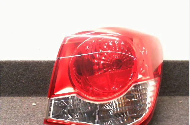 Feu arrière droit Chevrolet CRUZE (J300) 1.6 (2009) occasion