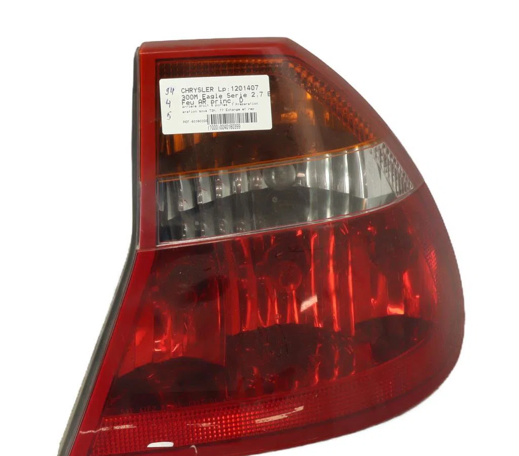Feu arrière droit Chrysler 300M (LR) 2.7 v6 24v (2000-2004) 4 portes occasion