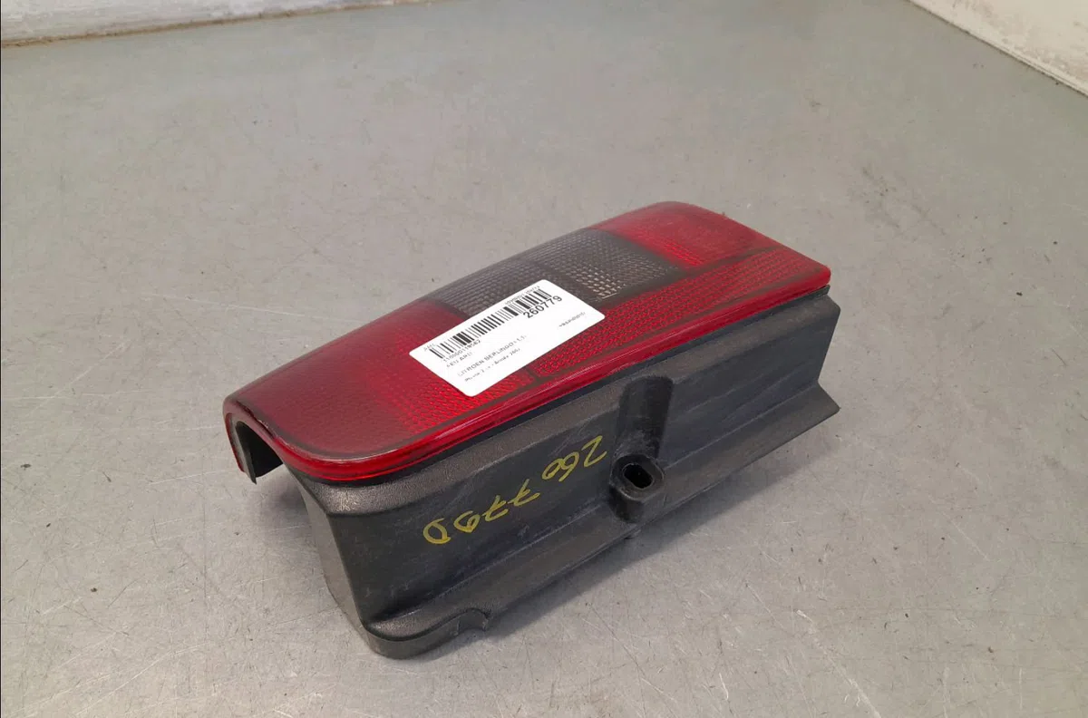 Feu arrière droit Citroen BERLINGO - BERLINGO FIRST Camionnette-Monospace (M_) 1.1 i (mahdz, mbhdz, mbhfx) (1996-2008) o