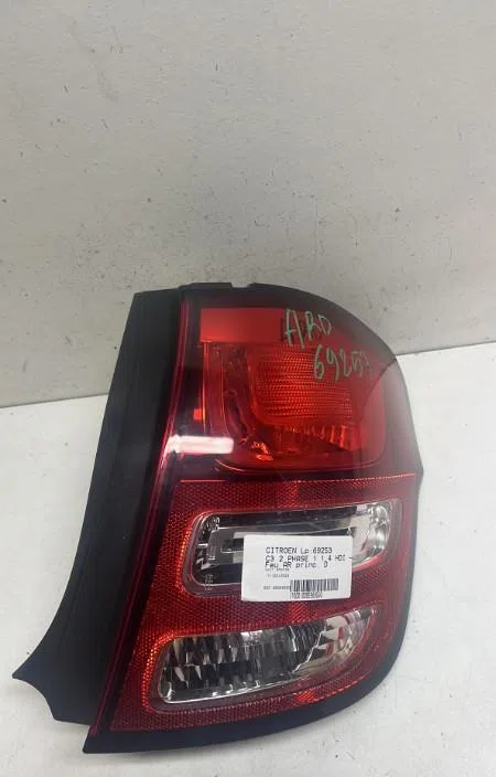 Feu arrière droit Citroen C3 II (SC_) 1.4 hdi 70 (sc8hzc, sc8hr0, sc8hp4) (2009) 5 portes occasion