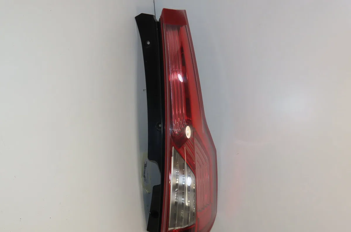 Feu arrière droit Citroen C4 GRAND PICASSO I (UA_) 2.0 hdi 150 (2009-2013) occasion