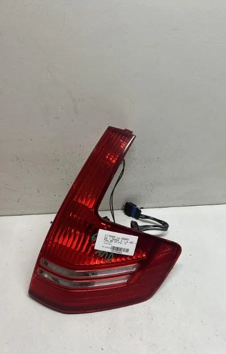 Feu arrière droit Citroen C4 I (LC_) 1.6 hdi (2004-2011) occasion