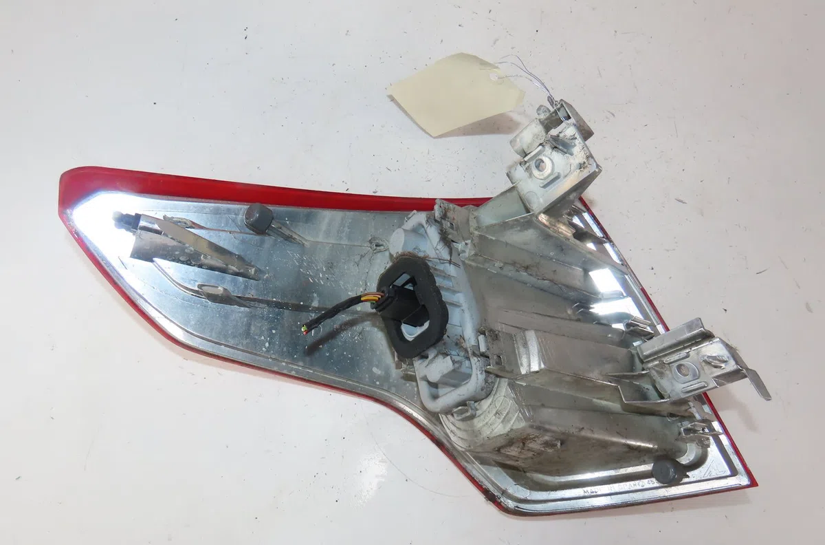 Feu arrière droit Citroen C4 PICASSO I Monospace (UD_) 2.0 hdi 138 (2006-2013) 5 portes occasion