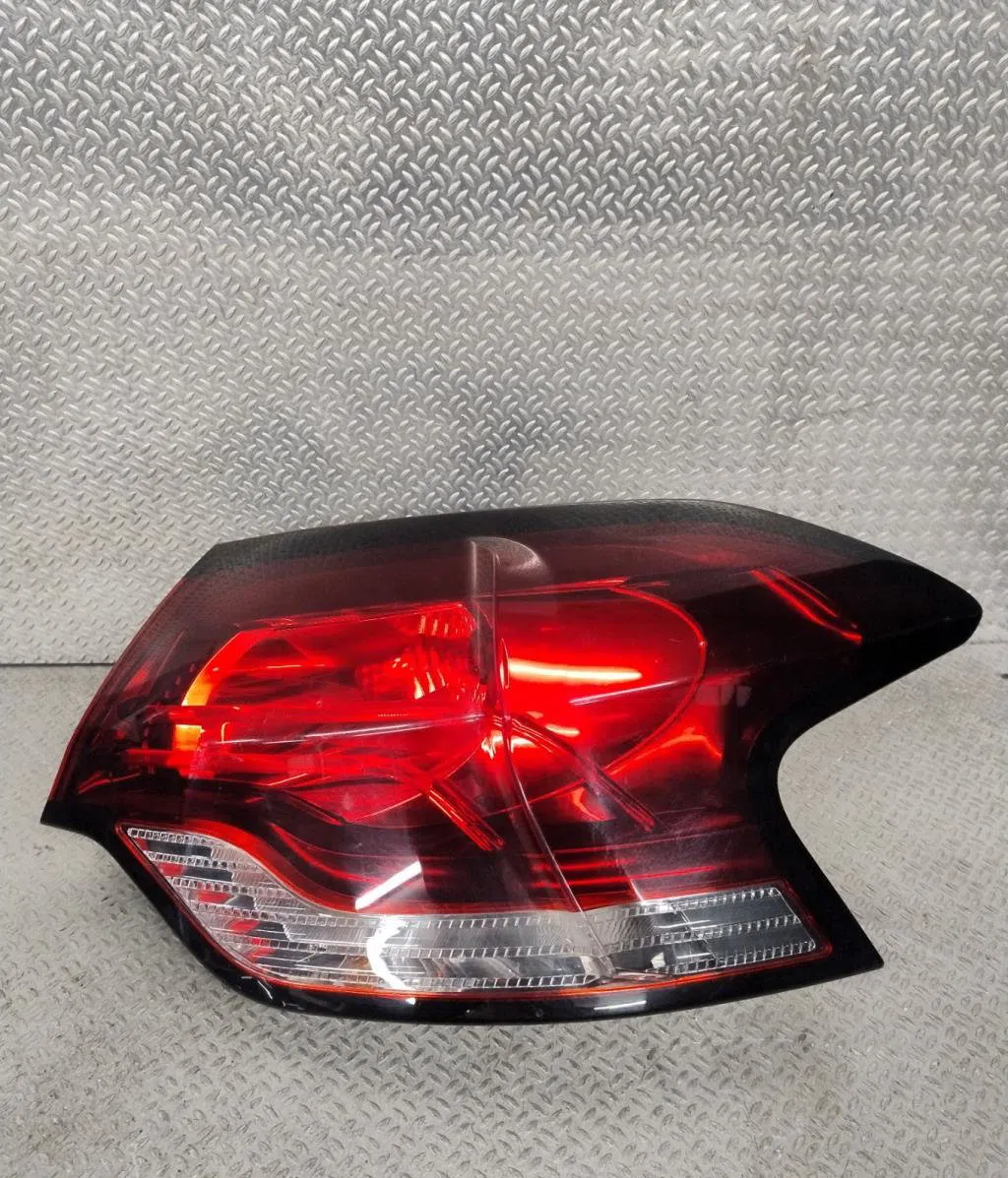 Feu arrière droit Citroen DS4 (NX_) 1.6 hdi 110 (2011-2015) occasion