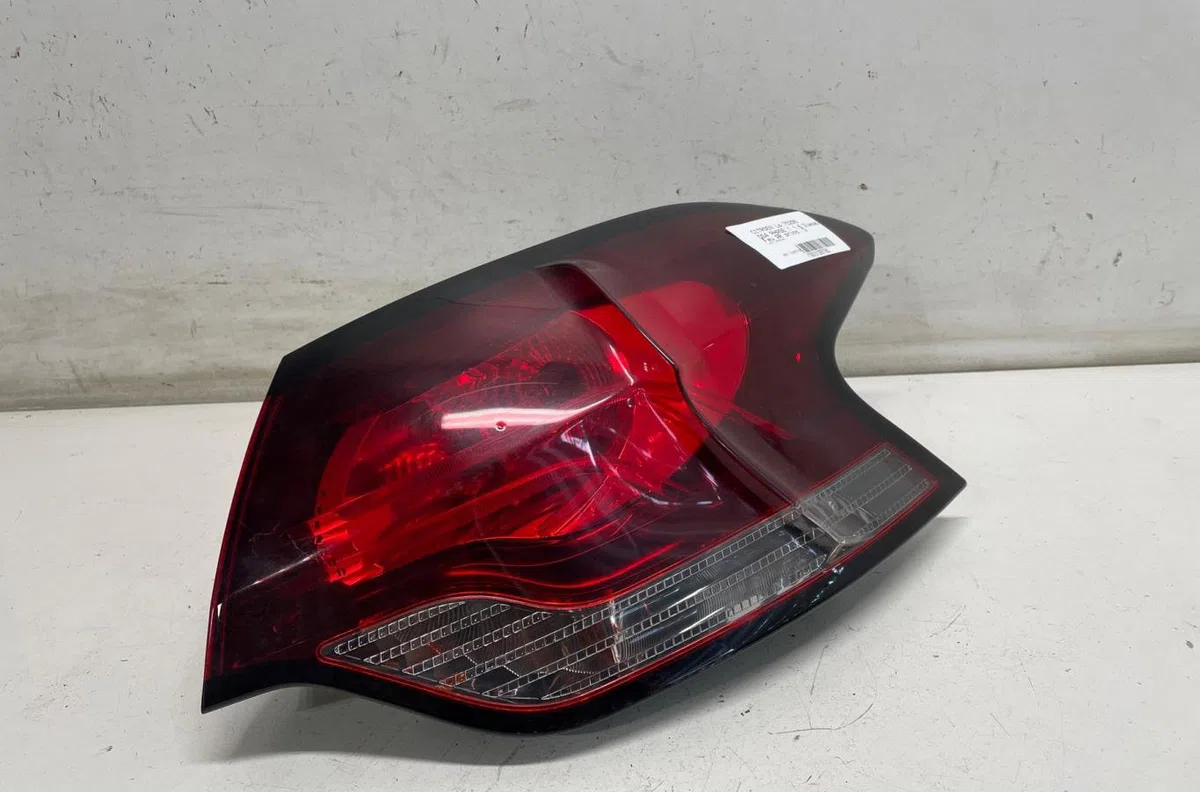 Feu arrière droit Citroen DS4 (NX_) 1.6 hdi 115 (2012-2015) occasion