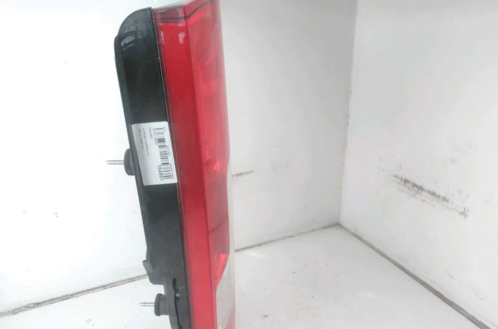 Feu arrière droit Citroen JUMPER Camionnette 2.0 bluehdi 130 (2015-2019) occasion