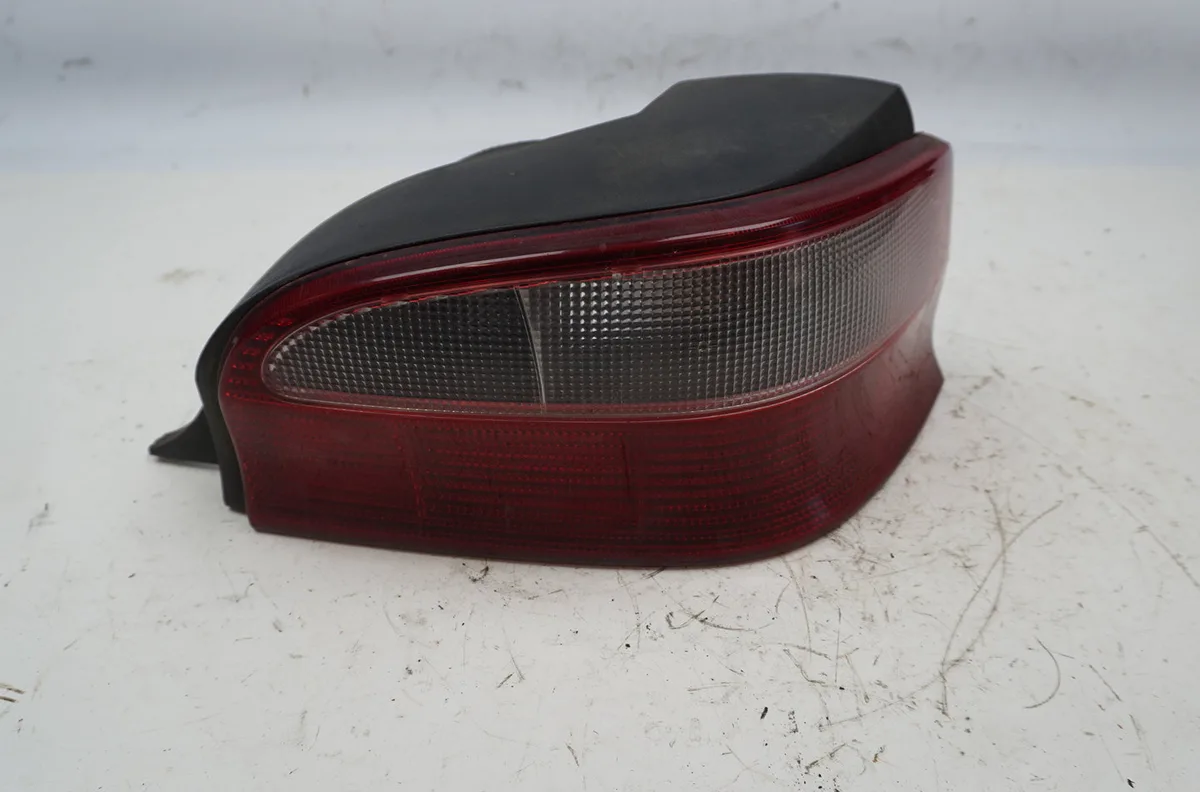 Feu arrière droit Citroen SAXO (S0, S1) 1.0 x (1996-1998) occasion