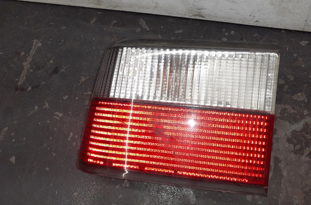Feu arrière droit Citroen XANTIA (X1_, X2_) 1.8 i (1997-2003) occasion