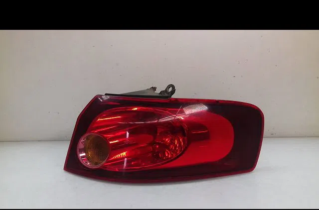 Feu arrière droit Fiat CROMA (194_) 1.9 d multijet (194axb1b) (2005-2011) occasion