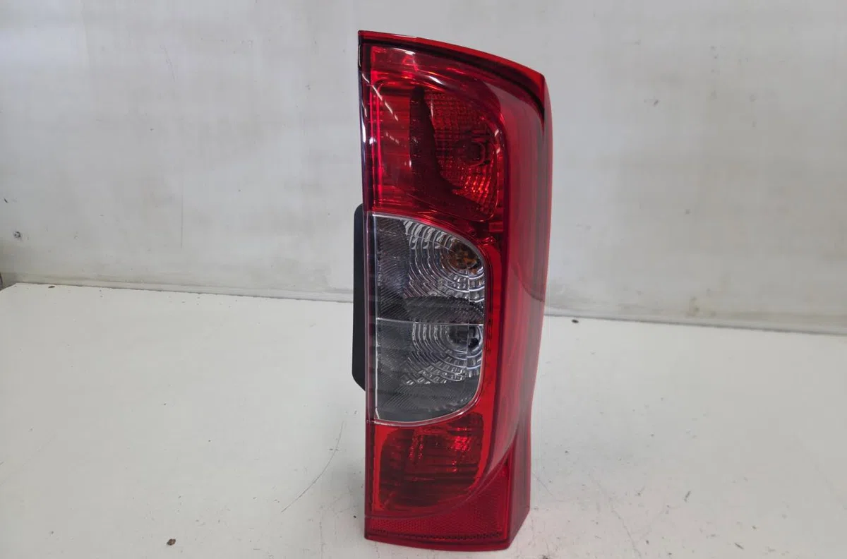 Feu arrière droit FIAT FIORINO 3 PHASE 1 occasion