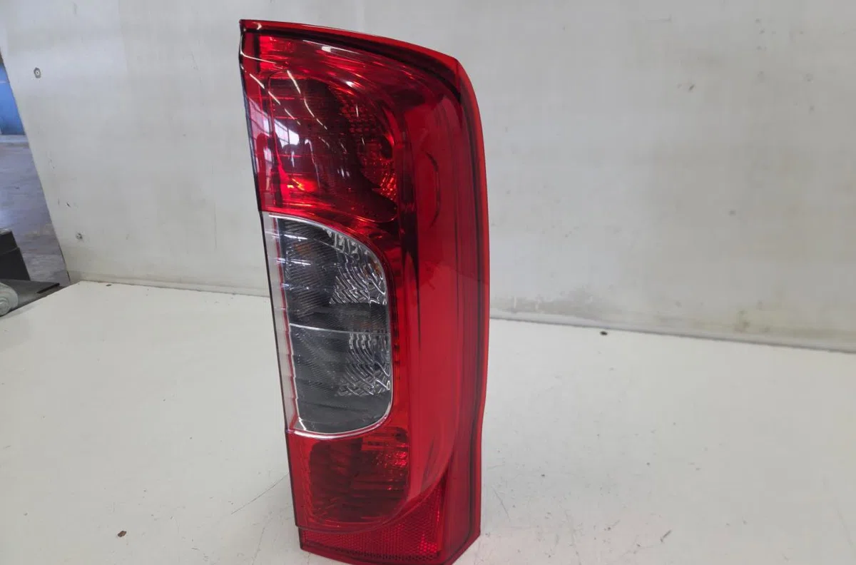 Feu arrière droit FIAT FIORINO 3 PHASE 1 occasion