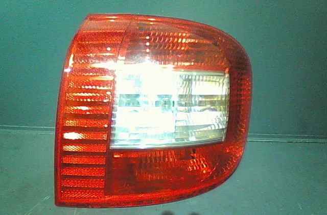 Feu arrière droit Fiat MULTIPLA (186_) 1.9 jtd (186axe1a) (2002-2010) occasion