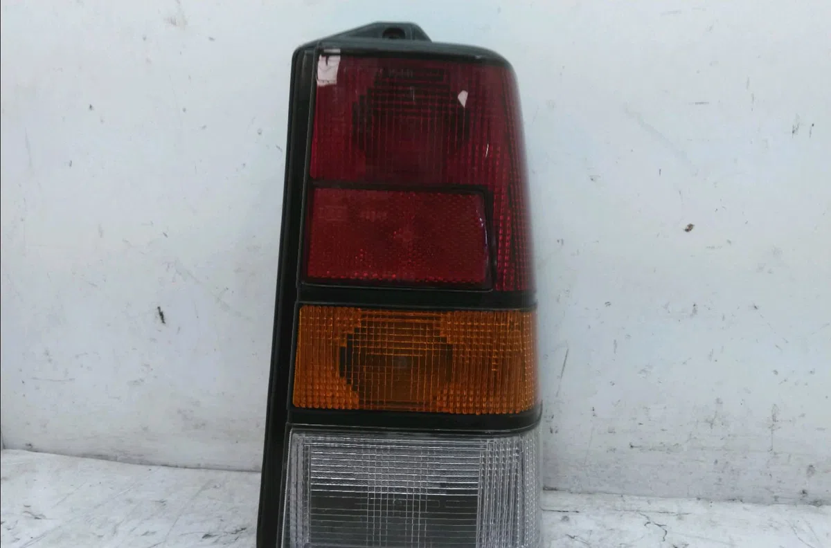 Feu arrière droit Fiat PANDA (141_) 750 (1986-2003) occasion