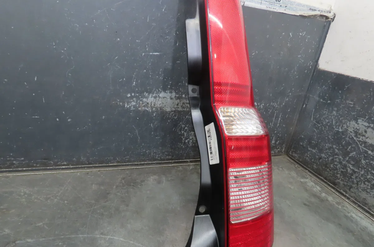Feu arrière droit Fiat PANDA (169_) 1.2 (169axf2a, 169axf1a) (2010-2013) occasion