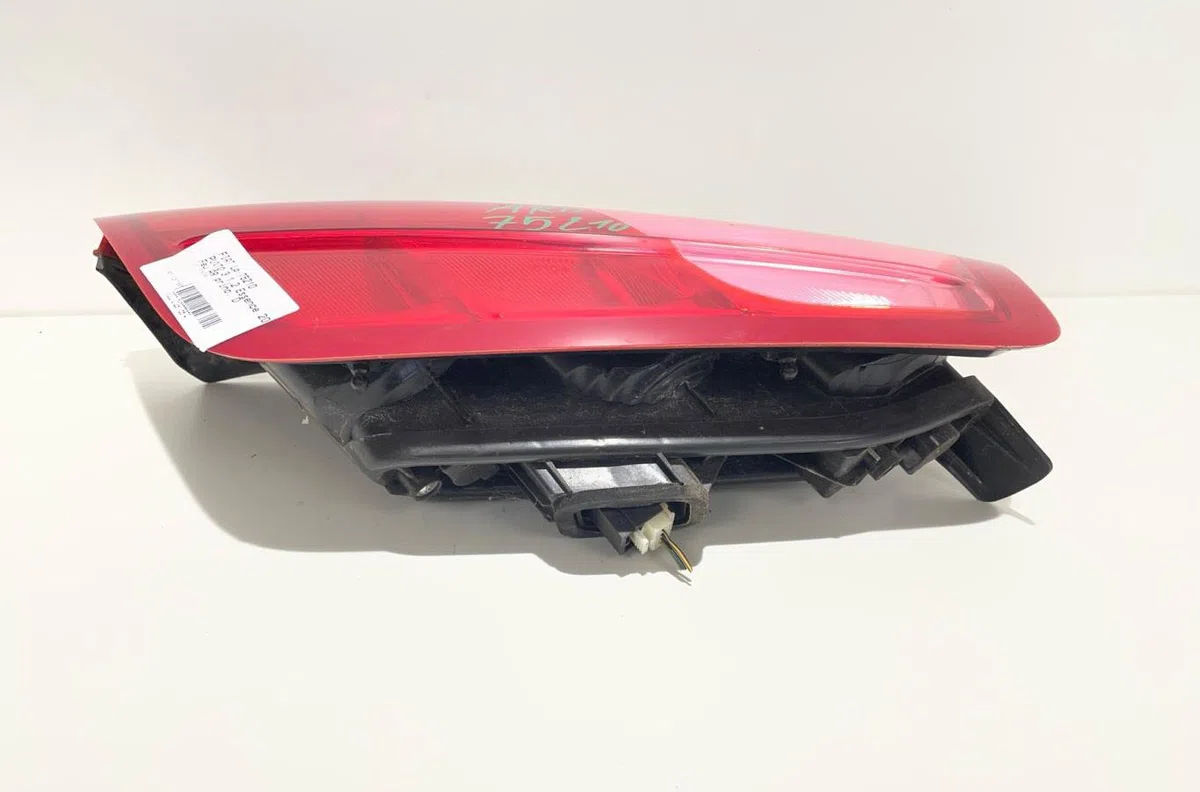 Feu arrière droit Fiat PUNTO (199_) 1.2 (199axz1a, 199bxz1a) (2012) occasion