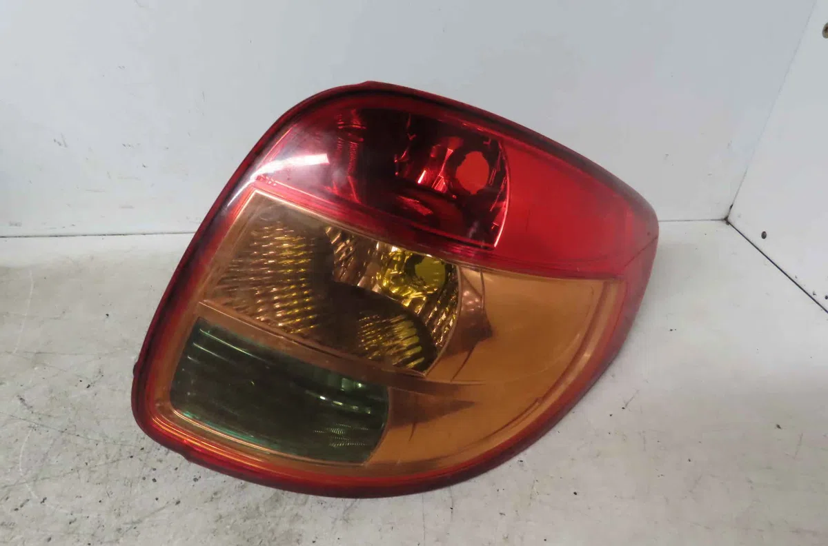 Feu arrière droit FIAT SEDICI occasion