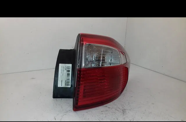 Feu arrière droit Ford C-MAX II (DXA-CB7, DXA-CEU) 1.6 tdci (2010-2019) occasion