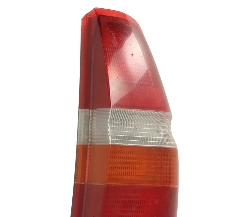 Feu arrière droit Ford ESCORT VI Clipper (GAL, ANL) 1.8 turbo d (1995-1999) occasion