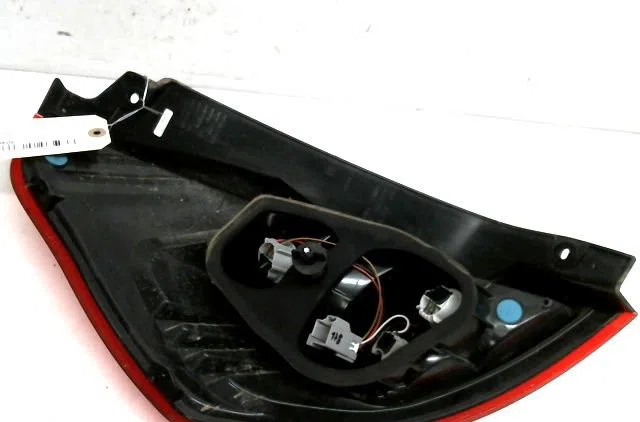 Feu arrière droit Ford FIESTA VI (CB1, CCN) 1.5 tdci (2012-2017) occasion