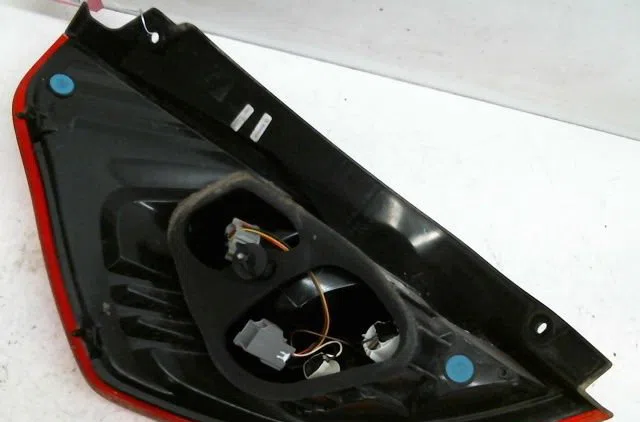 Feu arrière droit Ford FIESTA VI (CB1, CCN) 1.5 tdci (2012-2017) occasion