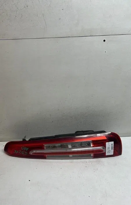Feu arrière droit Ford FOCUS C-MAX (DM2) 2.0 tdci (2003-2007) occasion