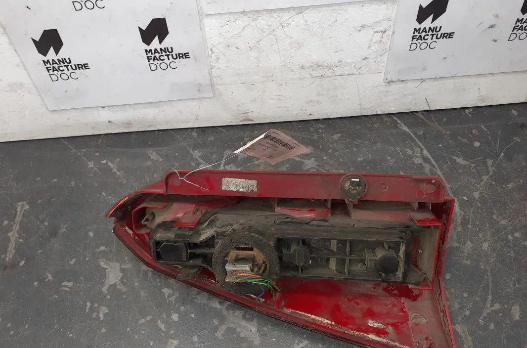 Feu arrière droit Ford FOCUS I Clipper (DNW) 1.8 turbo di - tddi (1999-2004) occasion