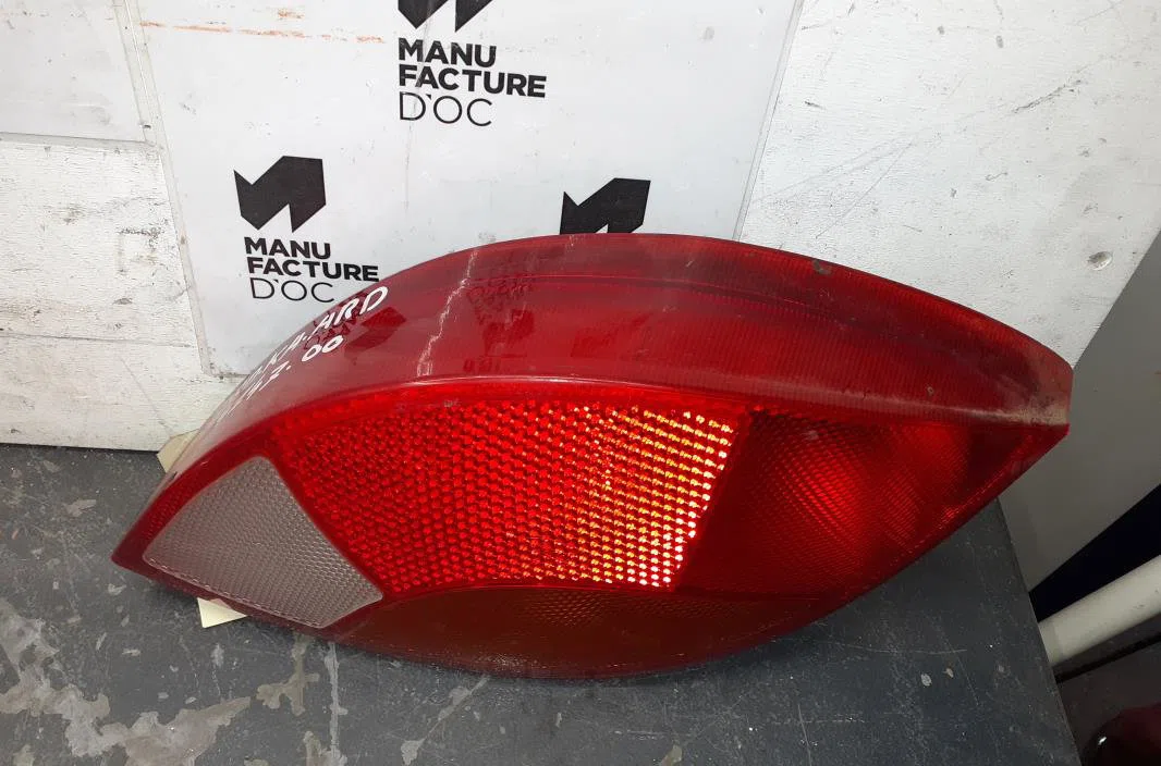 Feu arrière droit Ford KA (RB_) 1.3 i (1996-2008) occasion